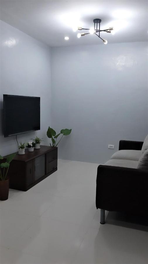 Casa Erelle -1 Bedroom Guest House W/ Modern Kubo Антіполо Екстер'єр фото